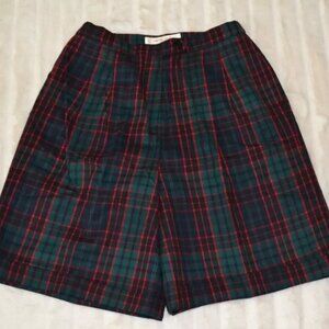 Vintage Amanda Fielding Wool Tartan Red/green Plaid Lined Bermuda shorts, sz 10